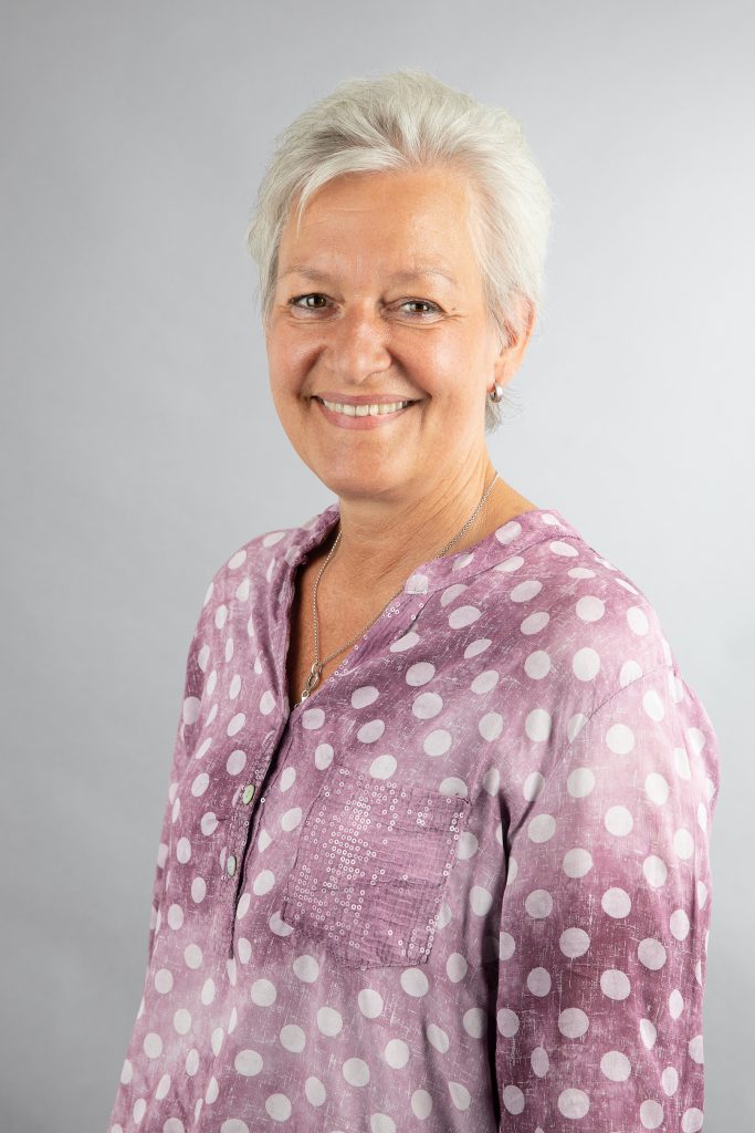 Sabine Adam